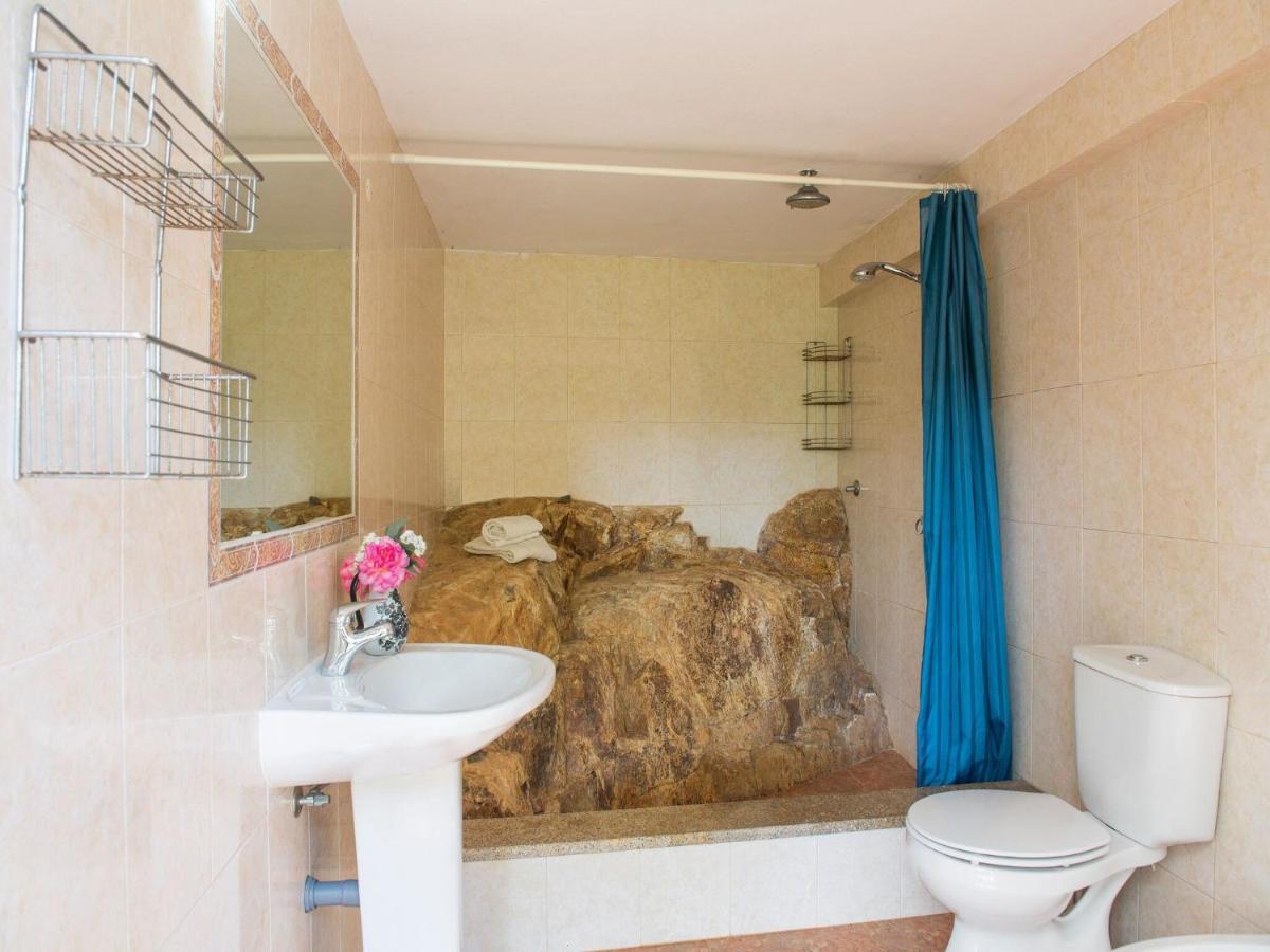 House With Authentic Tiling And Antique Furniture Βίλα Montemor-o-Novo Εξωτερικό φωτογραφία
